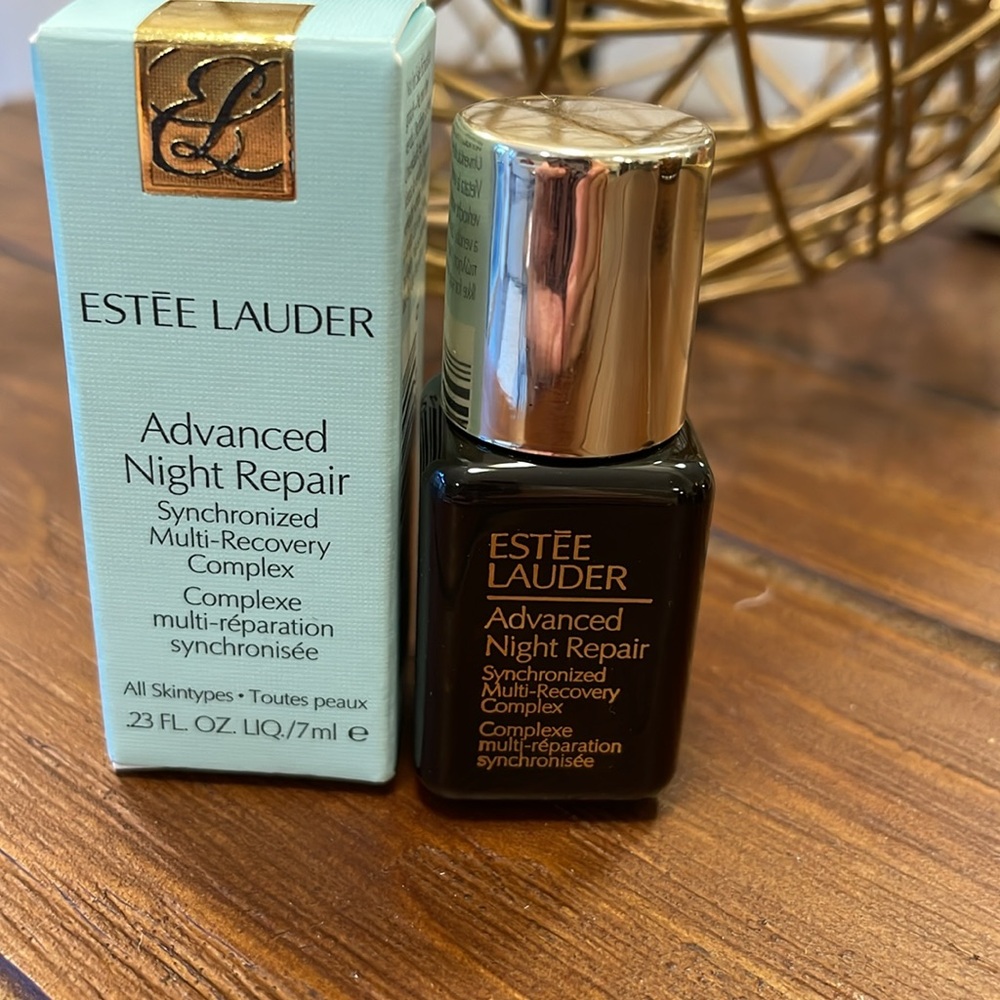 NEW in Box Estée Lauder Advanced Night Repair Deluxe Mini Travel 7‎ ml